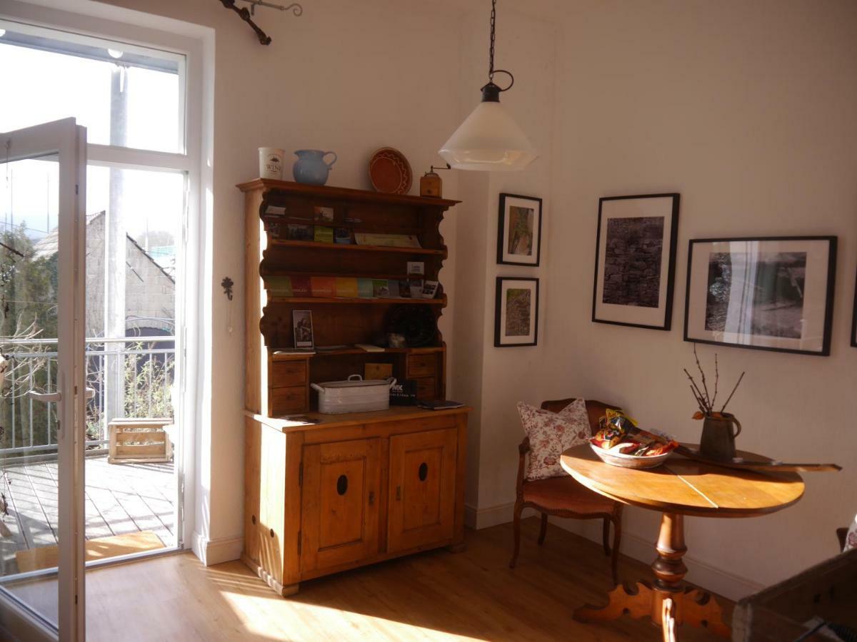 Altes Weingut Weinhaus Rebstock Apartment Winningen Exterior foto